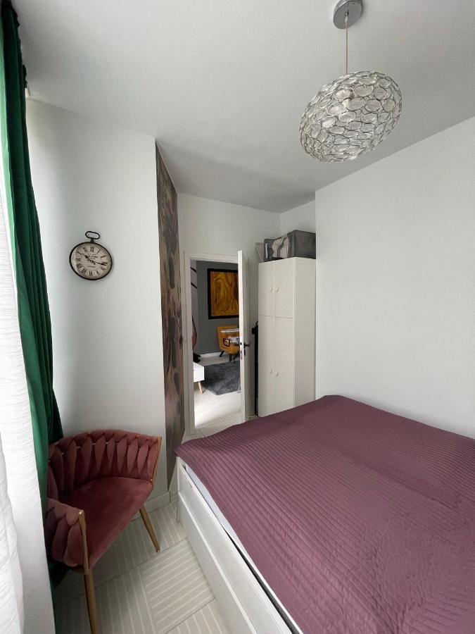 Bright: Flat With Balcony - Kitchen - Free Parking Apartment Berlin Exterior photo